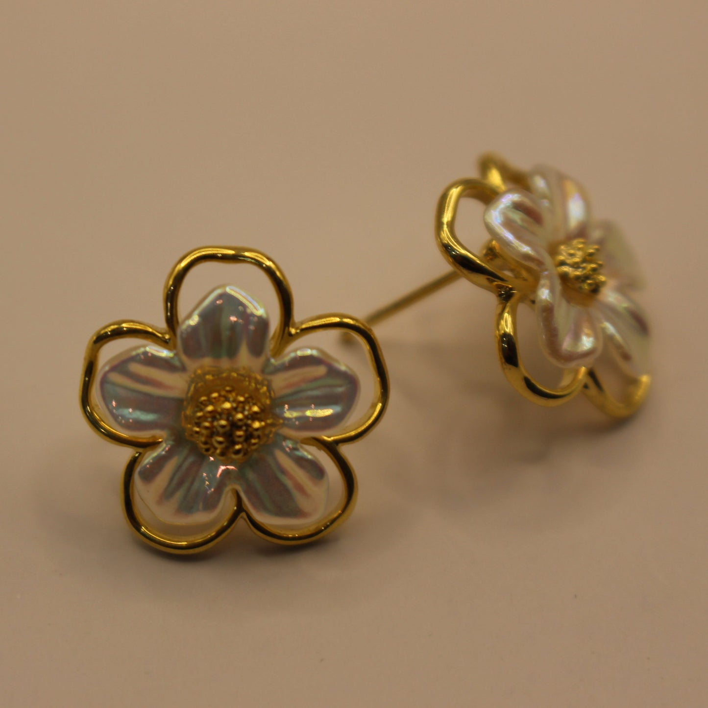 Golden Daisy Studs